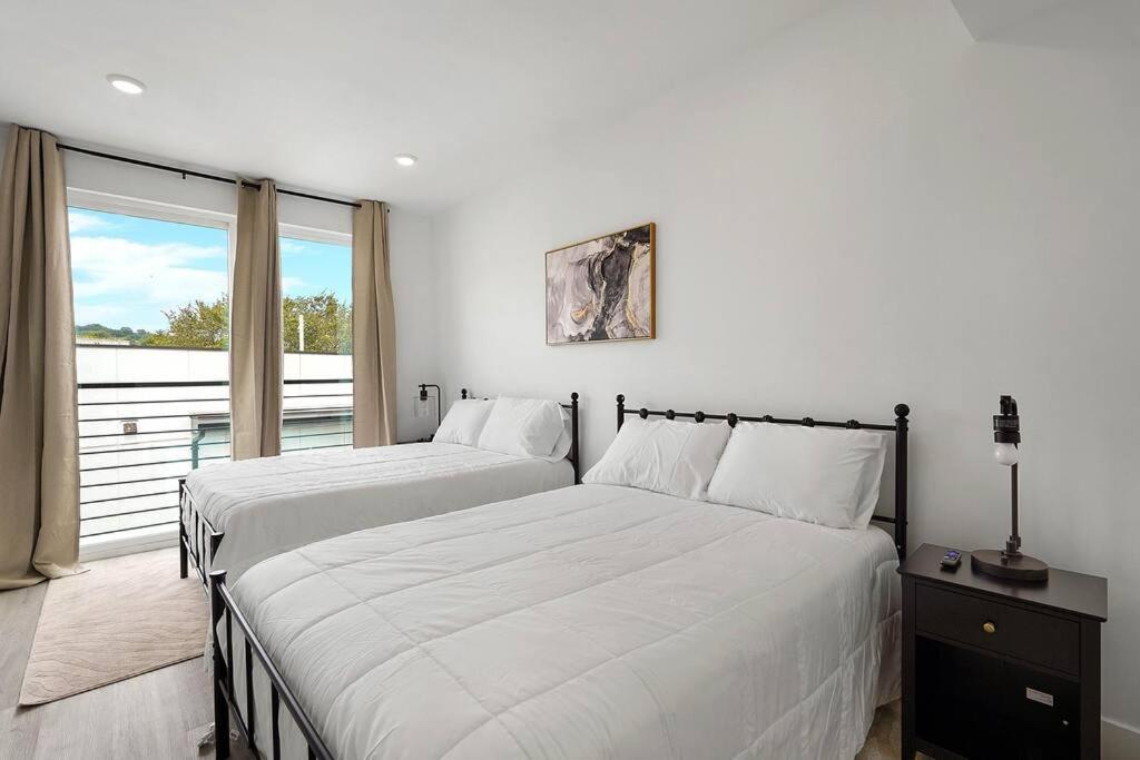 Enjoy City Skyline Views From Private Roofdeck! Washington Extérieur photo